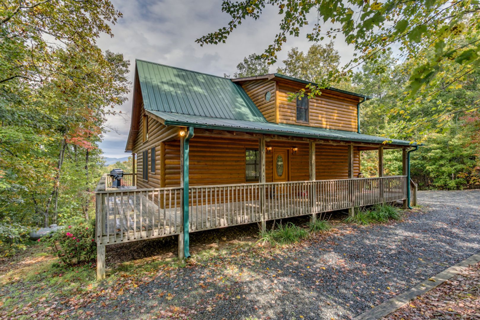 Treetops Cabin Rentals